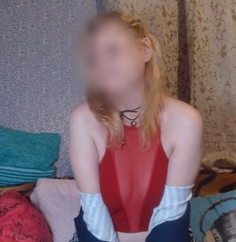Ella, 31