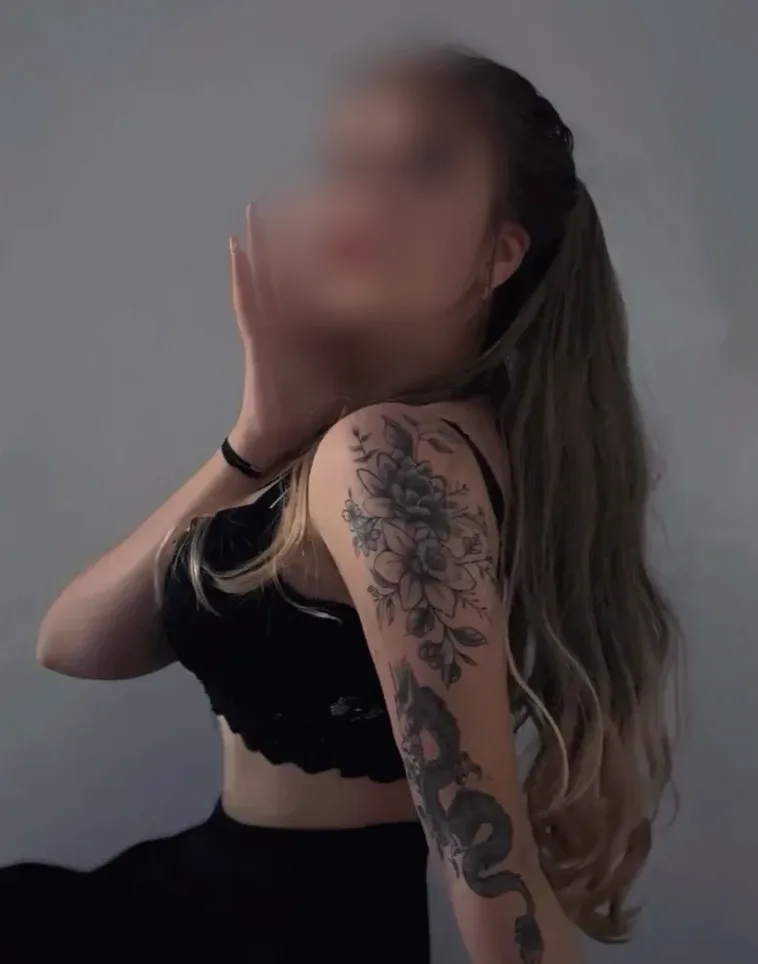 Enni, 21