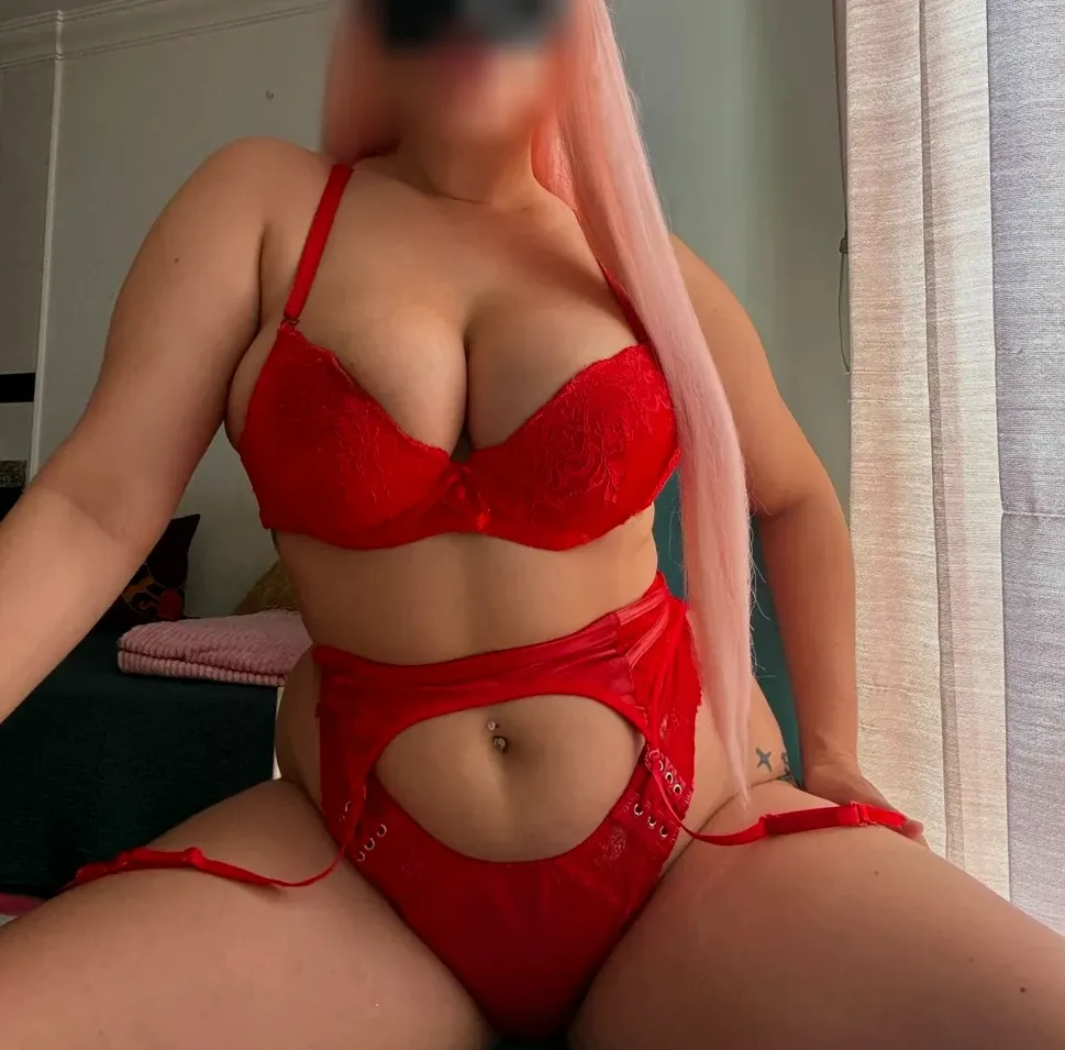 Hilla, 25