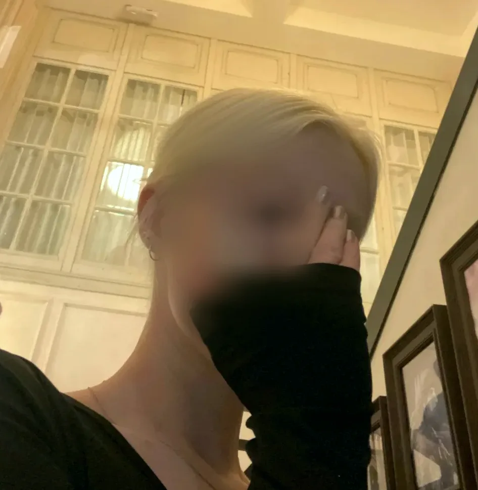Mari, 24